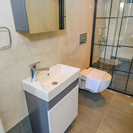 Soeguet 4 - 4 Bedroom With Jacuzzi In فتحية