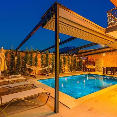 Soeguet 4 - 4 Bedroom With Jacuzzi In فتحية