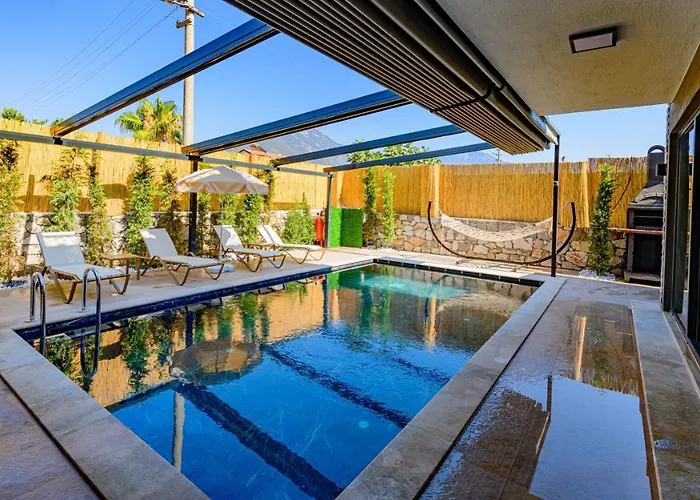 Soeguet 4 - 4 Bedroom With Jacuzzi In Villa *