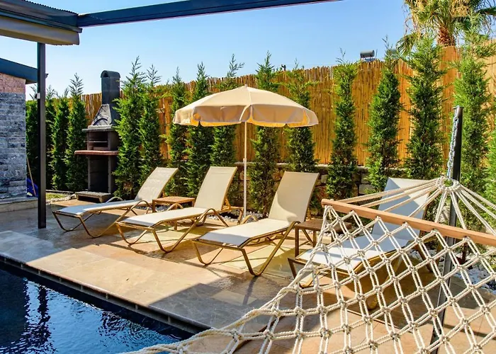 Villa Soeguet 4 - 4 Bedroom With Jacuzzi In