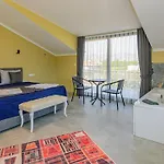Villa Soeguet 4 - 4 Bedroom With Jacuzzi In Fethiye