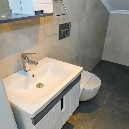 Villa Soeguet 4 - 4 Bedroom With Jacuzzi In