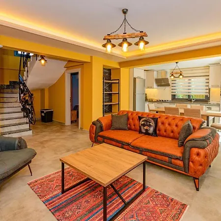 Soeguet 4 - 4 Bedroom With Jacuzzi In *