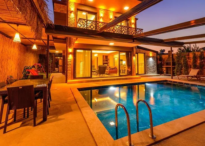 Soeguet 4 - 4 Bedroom With Jacuzzi In Willa *