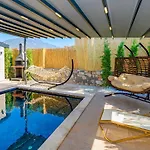 Soeguet 4 - 4 Bedroom With Jacuzzi In فيلة