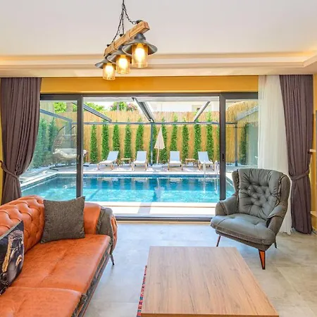 Villa Söğüt 4 - 4 Bedroom With Jacuzzi In