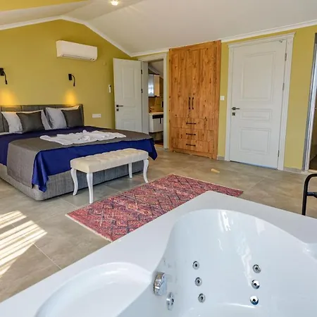 Söğüt 4 - 4 Bedroom With Jacuzzi In *