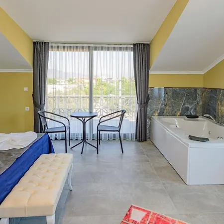 Soeguet 4 - 4 Bedroom With Jacuzzi In Villa