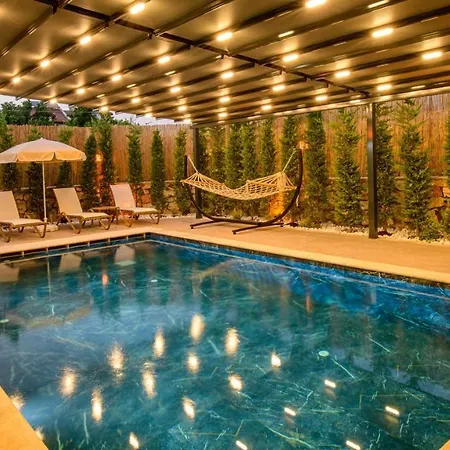 Söğüt 4 - 4 Bedroom With Jacuzzi In Fethiye