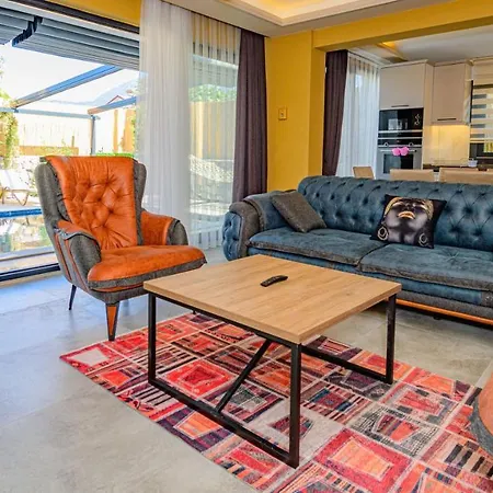 Βίλα Soeguet 4 - 4 Bedroom With Jacuzzi In *