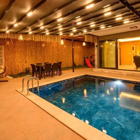 Soeguet 4 - 4 Bedroom With Jacuzzi In Βίλα *