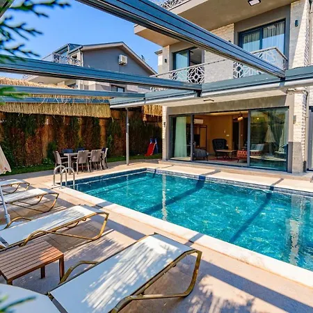 Soeguet 4 - 4 Bedroom With Jacuzzi In Βίλα Φετιγιέ